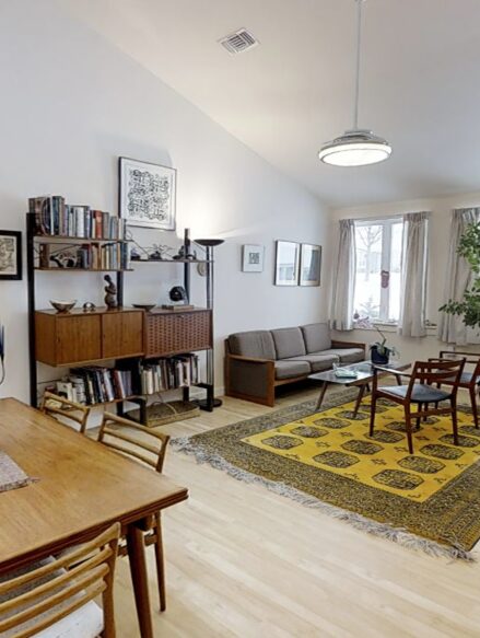 2 bedroom plus den cottage